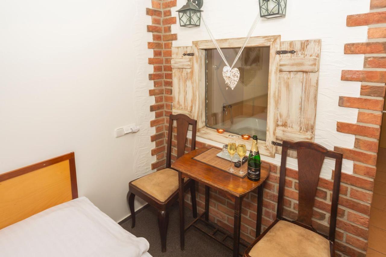 Hotel Pansky Dum Blovice Екстериор снимка